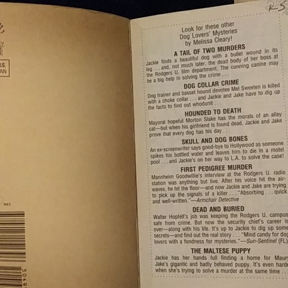 5 Melissa Cleary Paperback Dog Lover Mystery Books - Picture 11 of 12